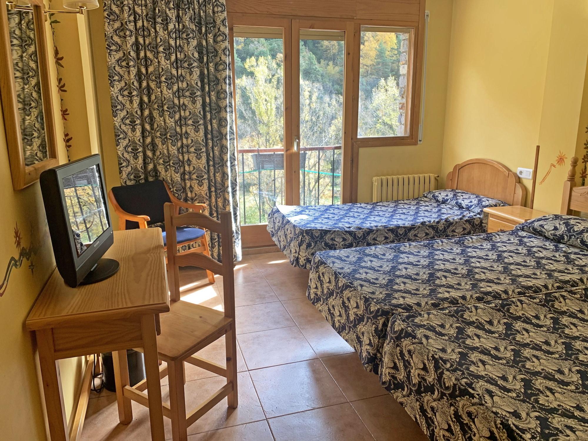 לה קורטינאדה Hotel Antic מראה חיצוני תמונה