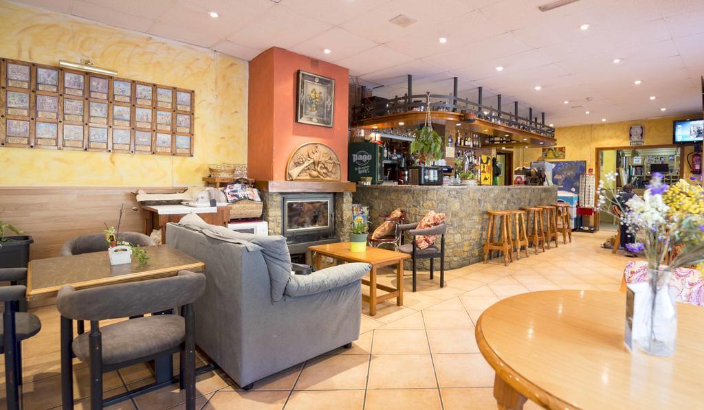 לה קורטינאדה Hotel Antic מראה חיצוני תמונה