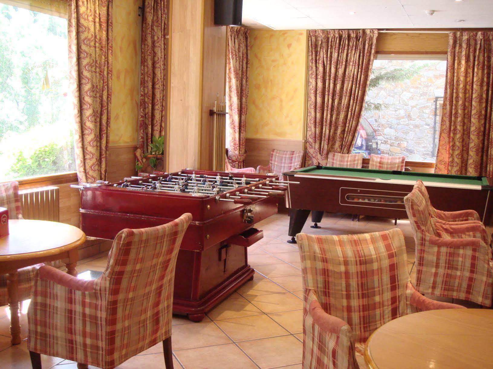 לה קורטינאדה Hotel Antic מראה חיצוני תמונה