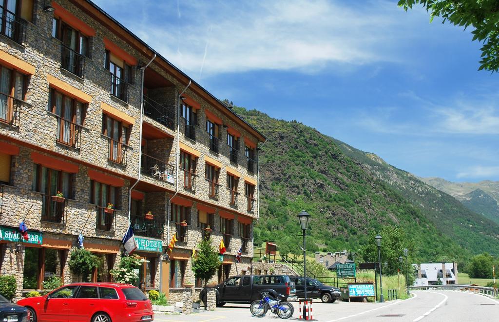 לה קורטינאדה Hotel Antic מראה חיצוני תמונה